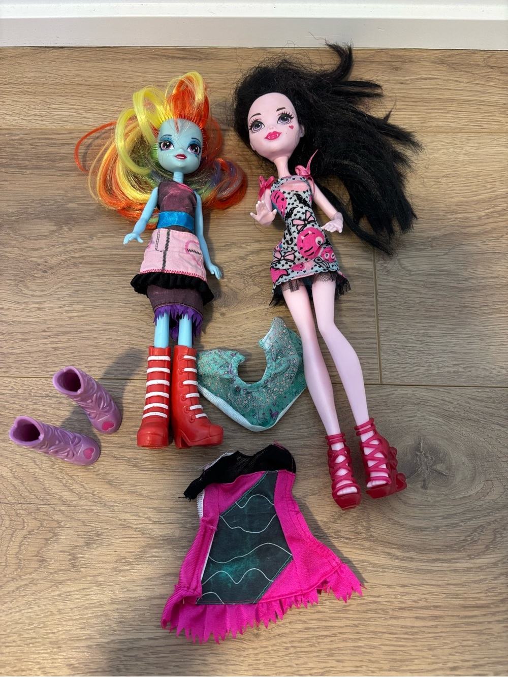 Monster High & Fashion Dolls Lot with Clothing & Shoes – 2 Dolls